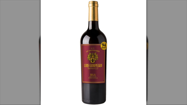 A bottle of Luis Gurpegui Crianza wine