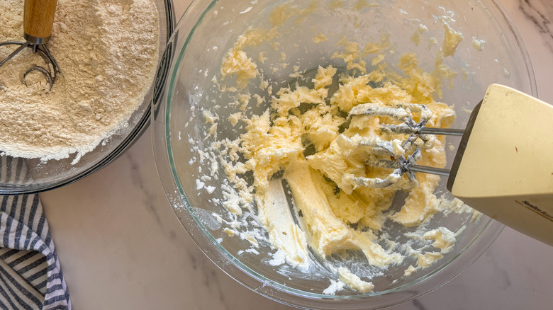 beating wet ingredients