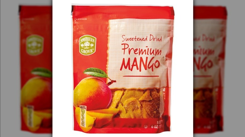 Southern Grove sweetened dried premium mango pieces