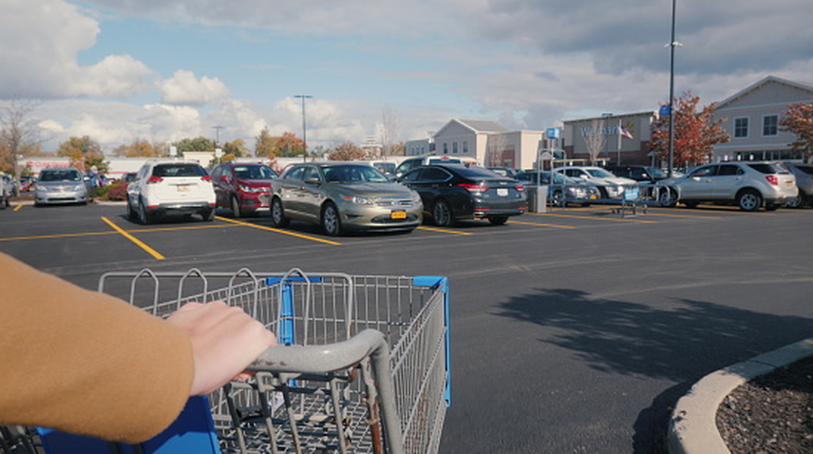 Overvåger dagligvarebutikker virkelig din bil og nummerplade?