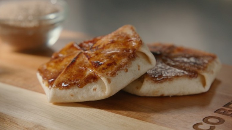 Creme Brulee Crunchwrap Sliders