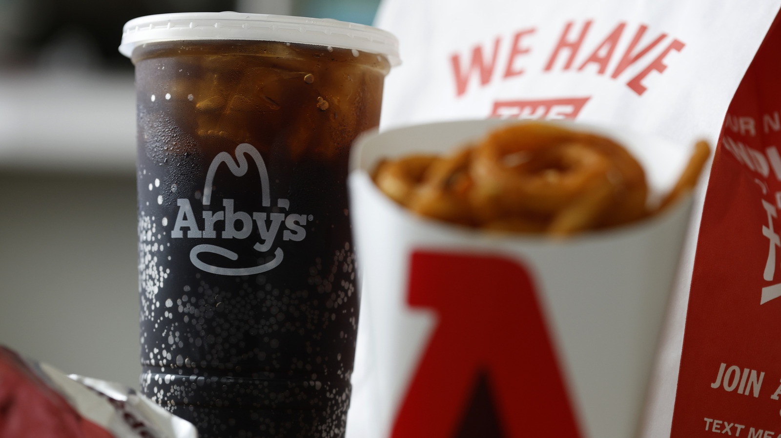 Arby’s Bringer Elsket Tilbehør Til Dagligvarebutikkernes Fryseafdelinger