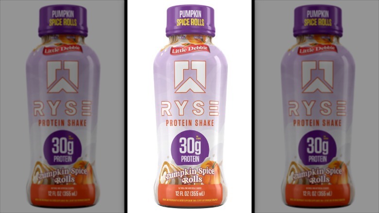 Bottles of Ryse pumpkin roll protein shake
