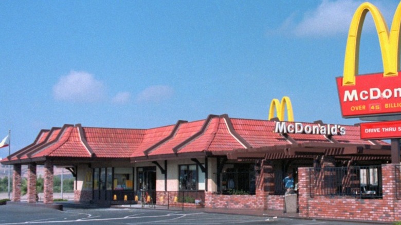 The exterior of a McDonald's in California in 1985