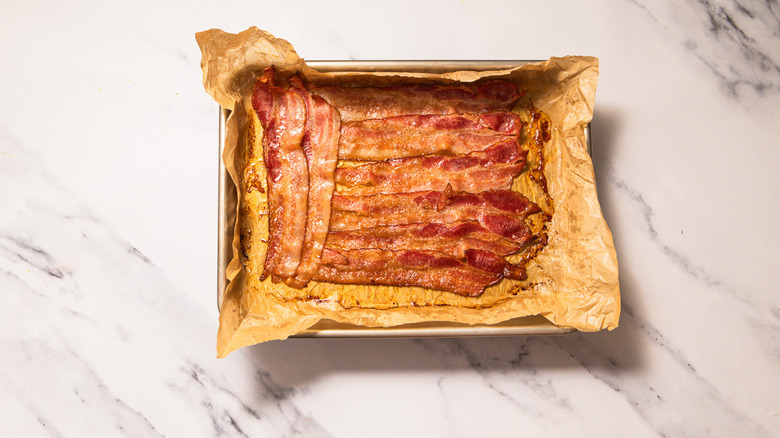 Baking bacon