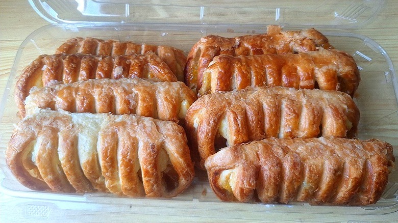 A tray of eight peaches and cream pastries from Costco
