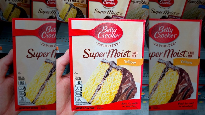 betty crocker super moist cake mix box