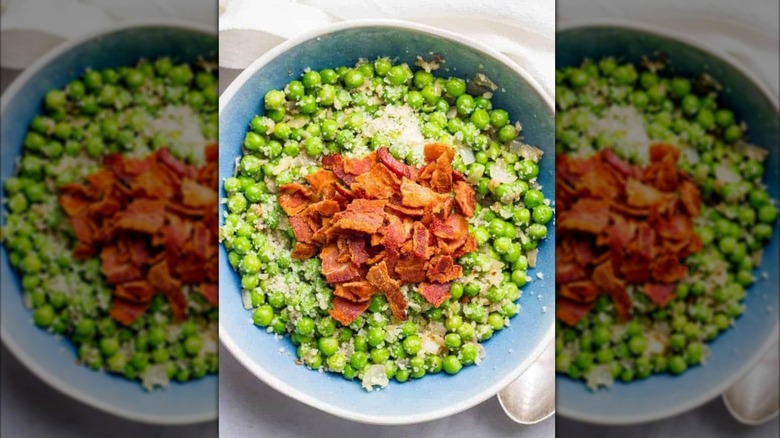 Green peas with parmesan cheese and crispy bacon