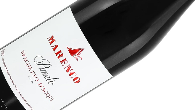 a bottle of Marenco Pineto Brachetto d'Acqui DOCG 2025 sparkling red wine